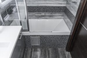 Shower Tile Restoration in Toronto