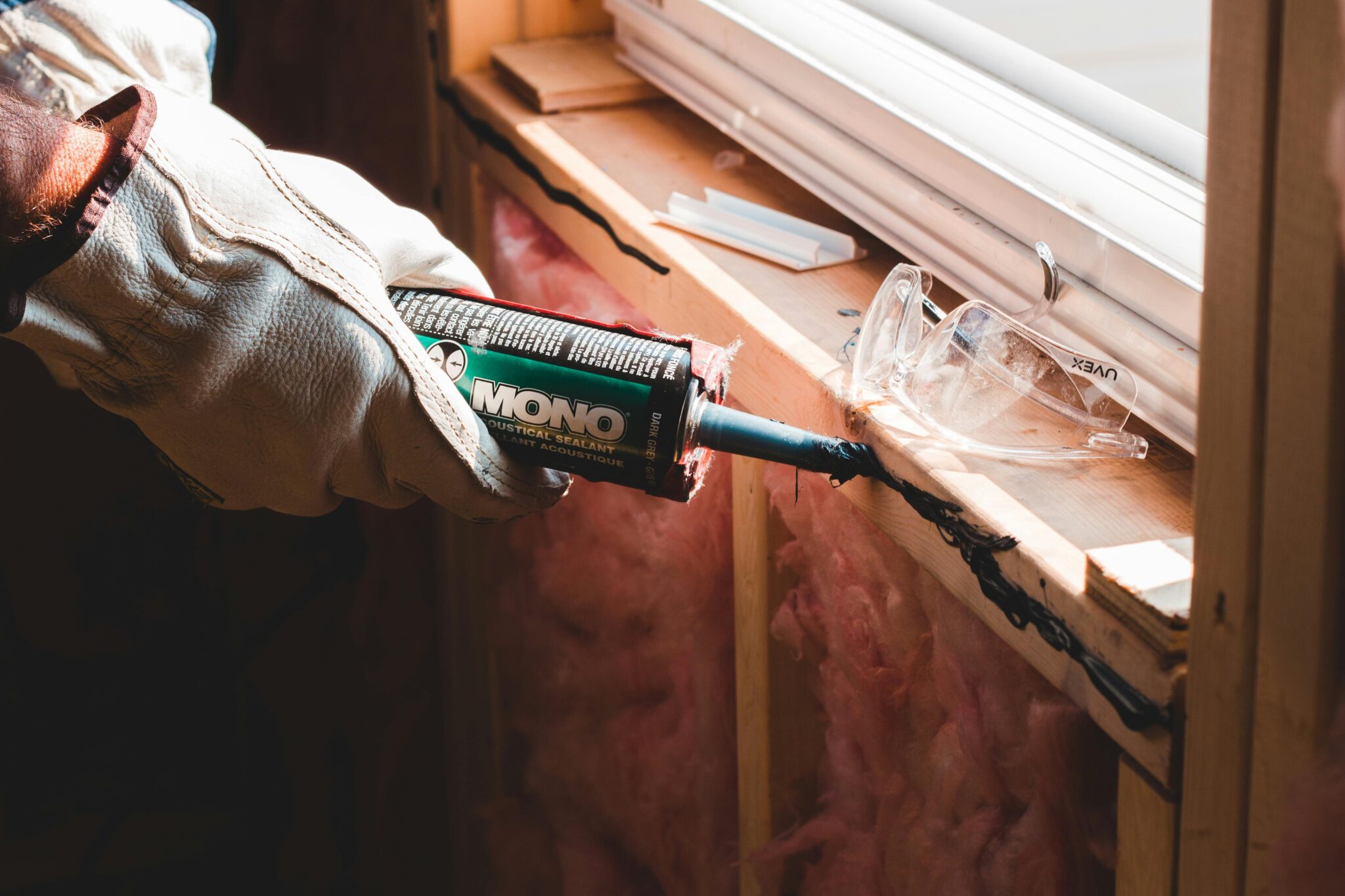 Professional Caulking in Toronto