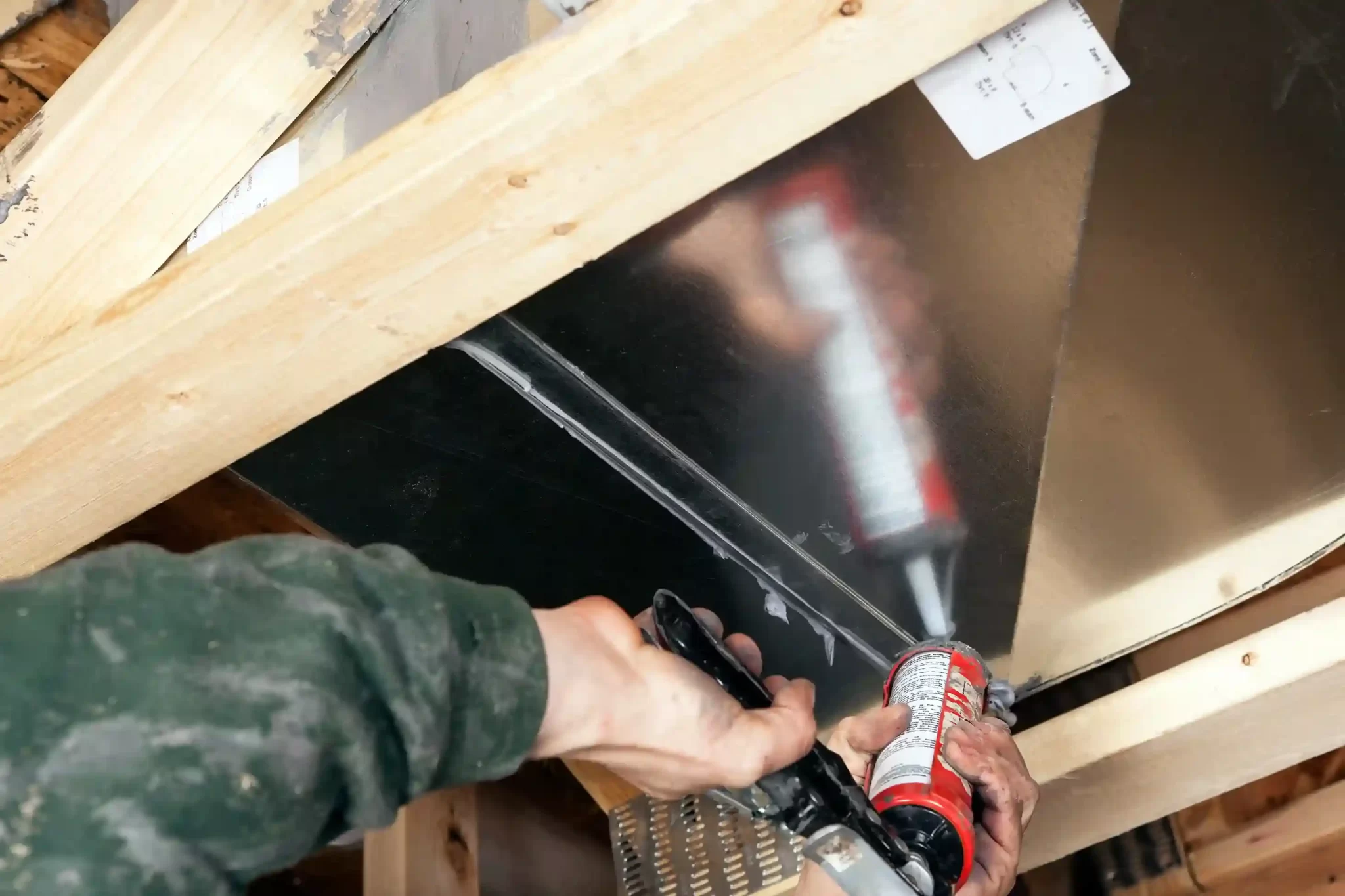 Expert Caulking in Toronto