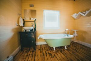 Tub and Shower Restoration in Toronto