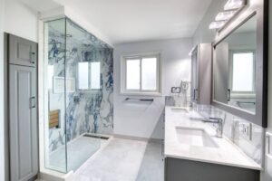 Shower Wall Tile Restoration in Toronto