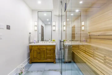 Tub and Shower Caulking in Toronto