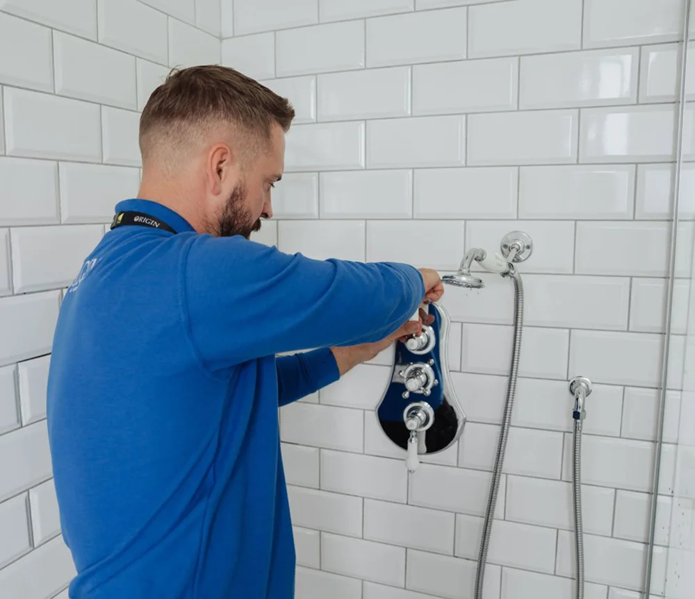 Shower Silicone Replacement in Toronto