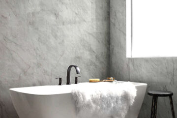 How to Keep Bathroom Tiles Shiny