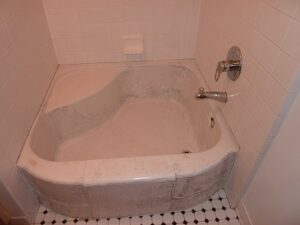 Bathtub Resurfacing Service in Toronto